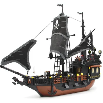 652Pcs NOVÉ Čiernej Perly, Piráti Karibiku Ghost Ship Veľké Modely Stavebných Blokov Sady Pirát DIY Výstava Brinquedos Deti Hračky