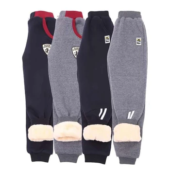 Chlapci plus velvet čalúnená nohavice zimné 2021 nových veľkých, stredných a malých chlapcov teplé príležitostné športové nohavice