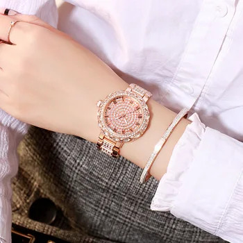 2019 Luxusné Ženy Sledujte Fashion Star Diamond Dial Rose Gold Quartz náramkové hodinky Dámske Hodinky Womenes Náramok Reloj Mujer